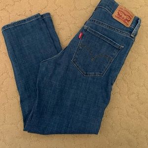 LEVI’S 311 SHAPING SKINNY CAPRI JEANS